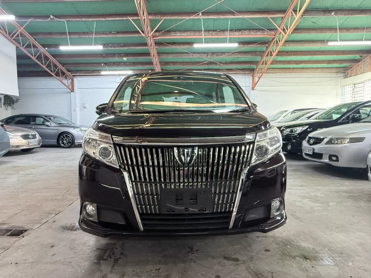 2015 Toyota Esquire 8 Seater – photo 4