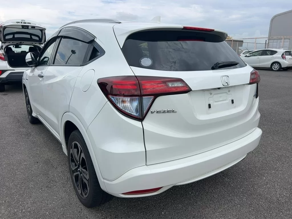 2016 Honda Vezel – photo 2